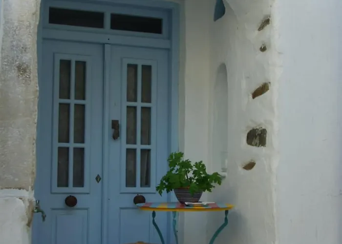 Traditional Nest Cozy Paroikia Delight * Páros